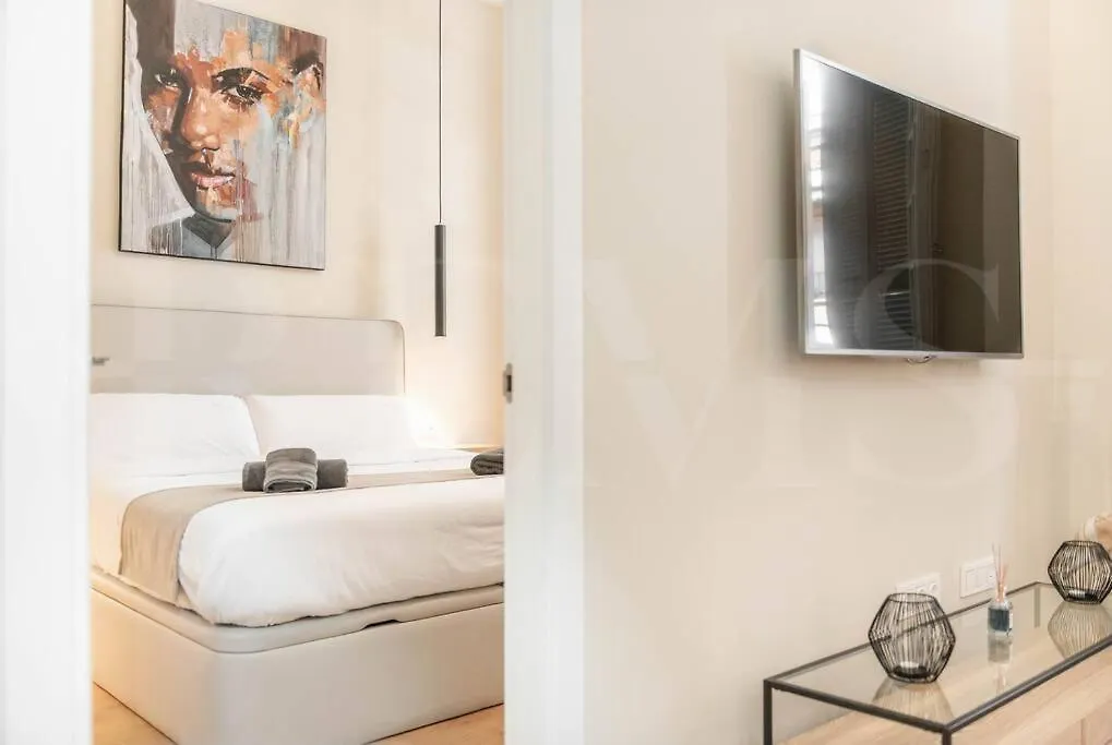 Chic Apartment In The Heart Of Malaga By Rems 0*,