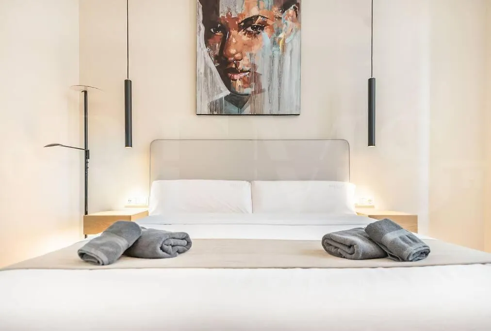 Chic Apartment In The Heart Of Malaga By Rems